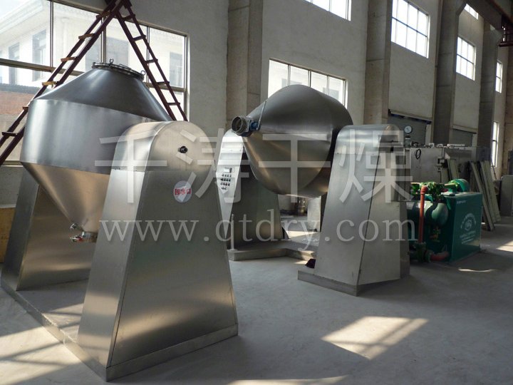 雙錐回轉(zhuǎn)真空干燥機(jī)
